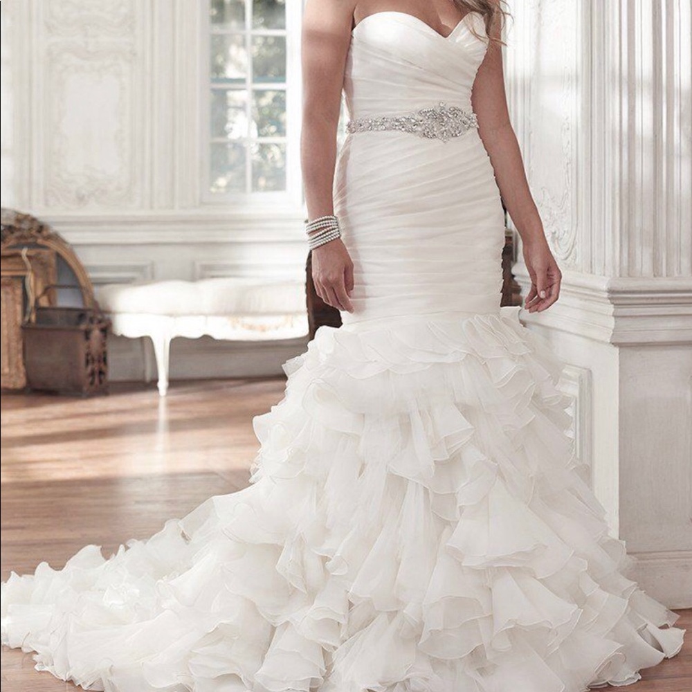 Maggie Sottero Divinia Wedding Gown